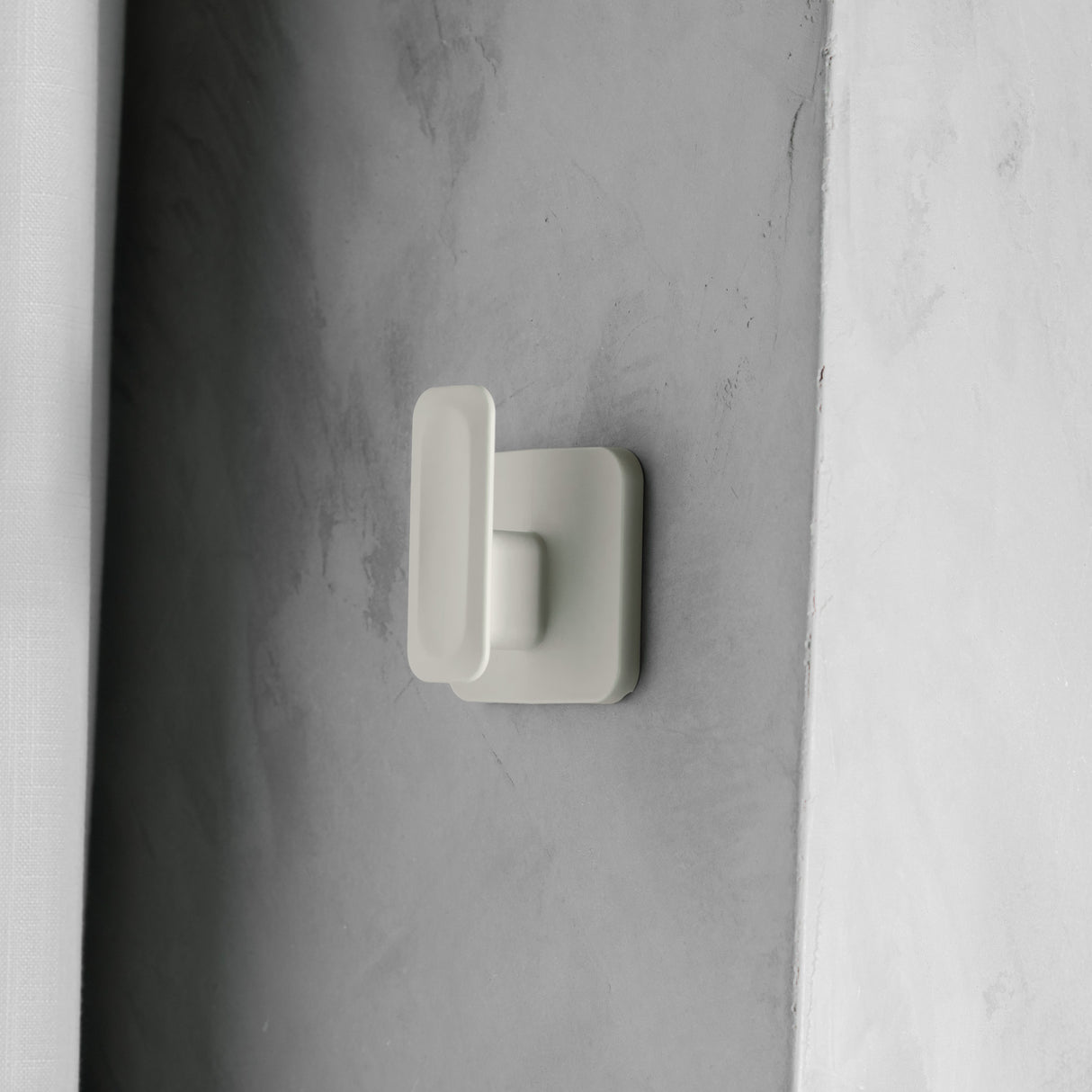 GANCHO DE PARED ELEVE BLANCO