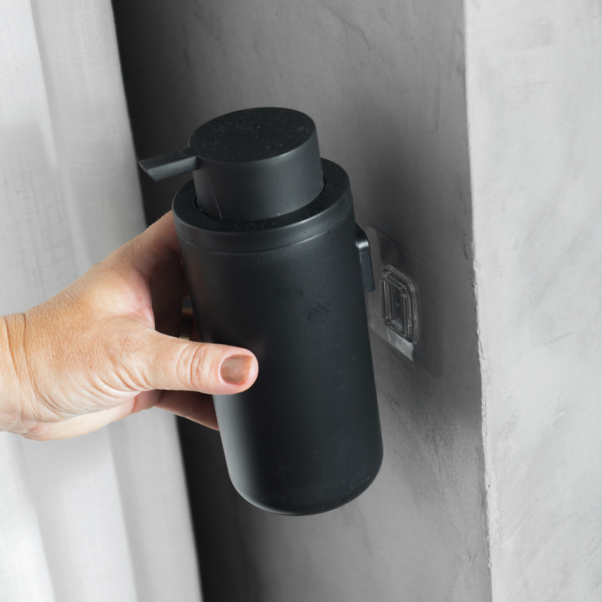 JABONERA DE PARED  ELEVE 500 ML NEGRO
