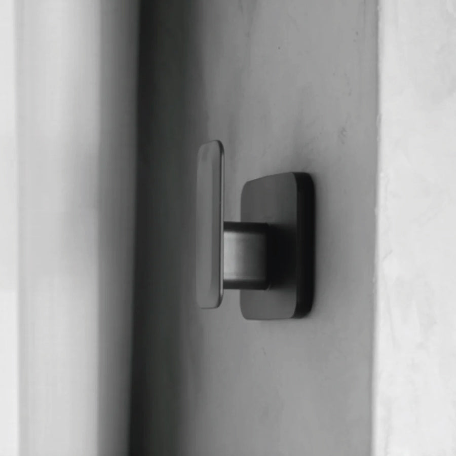 GANCHO DE PARED ELEVE NEGRO