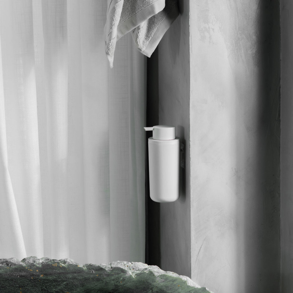 JABONERA DE PARED ELEVE 500 ML BLANCA