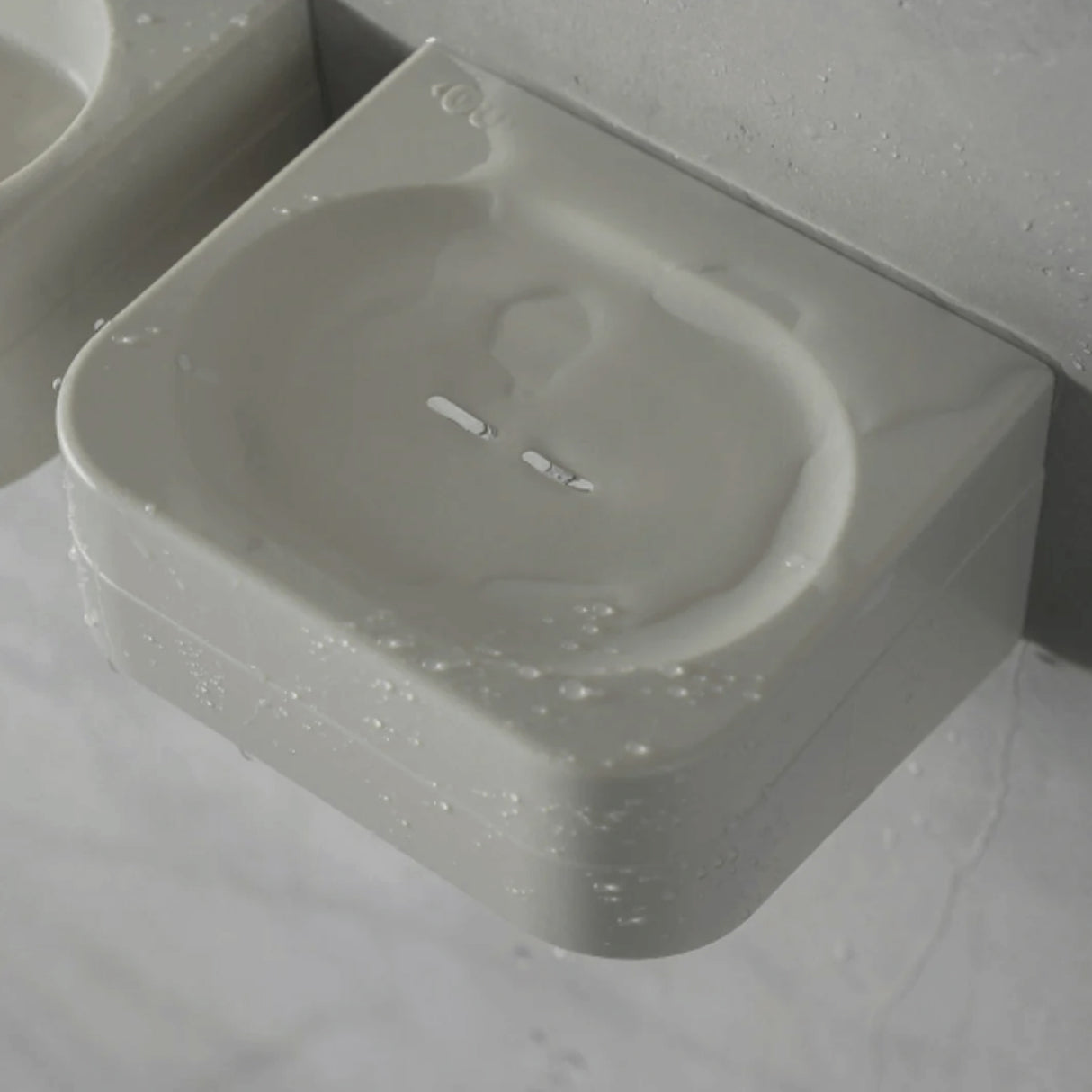 JABONERA DE PARED ELEVE BEIGE