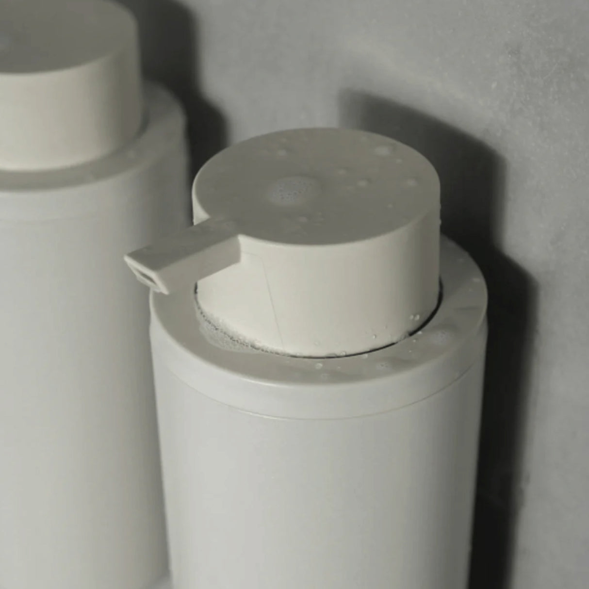 JABONERA DE PARED  ELEVE 500 ML BEIGE